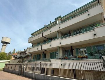 Vista - Ufficio in Vendita in Via XXIII Marzo 1848 60 a Melegnano