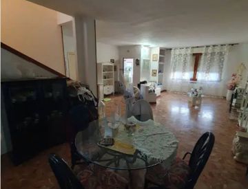 Soggiorno - Villa in Vendita in Località Montemazzano a Piombino