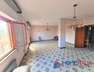 Stanza - Appartamento in Vendita in Via Nicolò Derelitto 11 a Bagheria