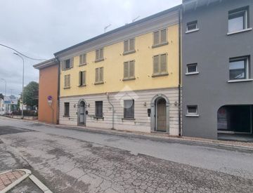 Vista - Trilocale in Vendita in Via Guglielmo Marconi 10 a Visano