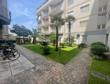 Giardino - Quadrilocale in Affitto in Via G. Leopardi 28 a Terracina