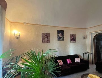 Soggiorno - Trilocale in Vendita in zona Semicentro a Vercelli