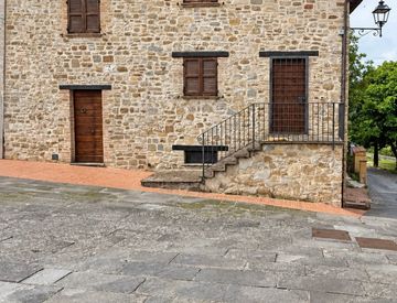 Facciata - Casa indipendente in Vendita in Grello a Gualdo Tadino