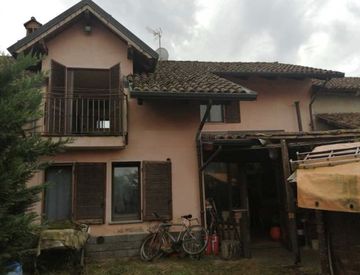 Facciata - Villetta a schiera in Vendita in Via Pancalieri 2 a Virle Piemonte