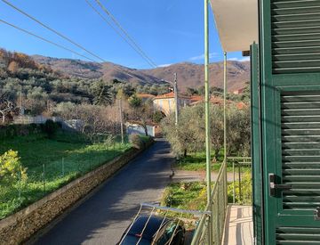 Terrazza - Quadrilocale in Vendita in Strada ville san pietro a Borgomaro