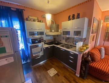 Cucina - Trilocale in Vendita in Regione Avreghi a Cipressa