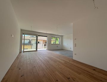 Soggiorno - Quadrilocale in Vendita in Strada Road Rittstein 73 a Appiano sulla strada del vino