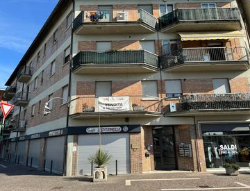 Vista - Trilocale in Vendita in zona Centro a Caldiero