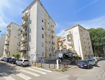 Vista - Bilocale in Vendita in Viale Carlo Tommaso Odescalchi 77 a Roma