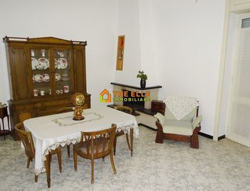 Soggiorno - Trilocale in Affitto in Via Roma a Scisciano
