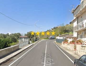 Foto 1 di 37 - Quadrilocale in Vendita in Viale Fiume Tacina a Catanzaro