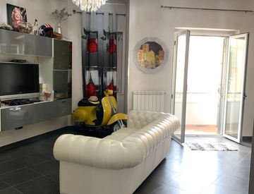 Soggiorno - Trilocale in Vendita in Via della Resistenza 14 a Catanzaro
