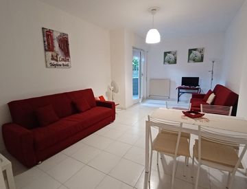 Soggiorno - Trilocale in Vendita in Via Padre Semeria 232 a Sanremo
