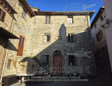Foto 1 di 10 - Quadrilocale in Vendita in Località Pesciano a Todi