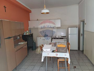 Cucina - Casa indipendente in Vendita in Via San Rocco 56 a Chiaramonte Gulfi