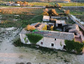 Soggiorno - Rustico, casale in Vendita in Strada Provinciale 60 a Ragusa