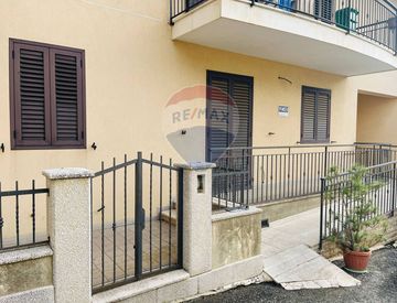 Foto 1 di 27 - Appartamento in Vendita in Via Feliciano Rossitto 1 /A a Giarratana