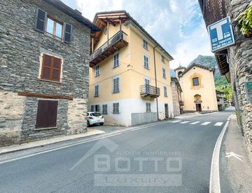 Foto 1 di 21 - Casa indipendente in Vendita in Strada Provinciale 299 a Mollia