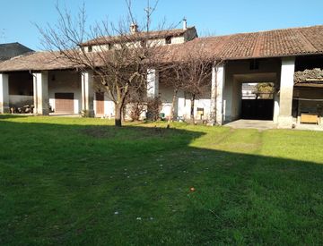 Facciata - Rustico, casale in Vendita in Via Lodigiani Lelia a Vaiano Cremasco