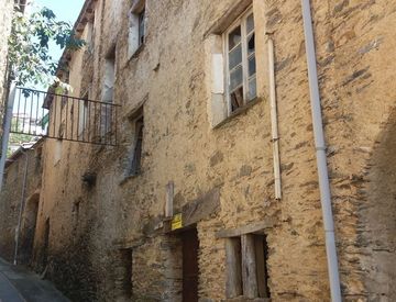 Foto 1 di 10 - Rustico, casale in Vendita in Frazione Gavenola a Borghetto d'Arroscia