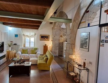 Soggiorno - Appartamento in Vendita in Via San Francesco a Pisa