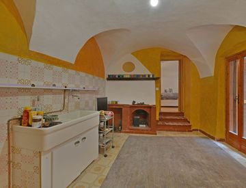 Cucina - Trilocale in Vendita in zona Centro a Perinaldo
