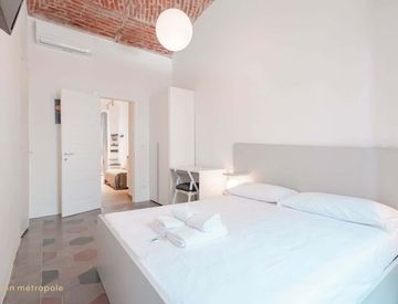 Camera da letto - Bilocale in Affitto in Via Conte Luigi Tarino 11 a Torino