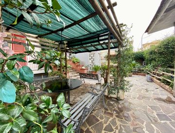 Terrazza - Villa in Vendita in Via Vanvitelli a Casavatore