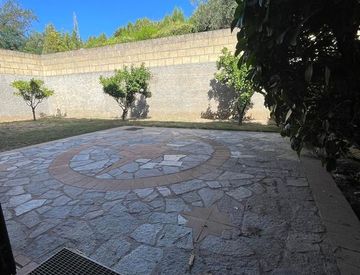 Foto 1 di 10 - Casa bifamiliare, trifamiliare in Vendita in Via Sandro Pertini a Tiriolo