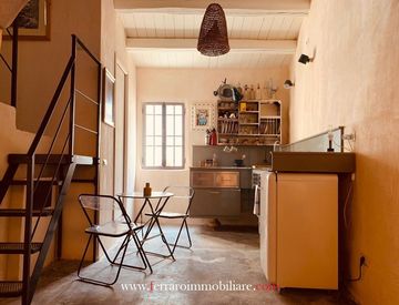 Sala - Casa indipendente in Vendita in Via Asmara 18 a Scicli