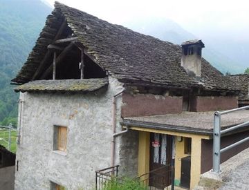 Foto 1 di 7 - Bilocale in Vendita in Località Fontane a Bannio Anzino
