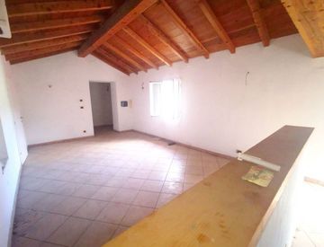 Stanza - Bilocale in Vendita in Pieve di Teco a Pieve di Teco