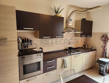 Cucina - Bilocale in Affitto in Via di Ripa 20 a Santa Croce sull'Arno