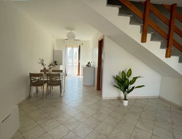 Foto 1 di 11 - Villetta a schiera in Vendita a Uta