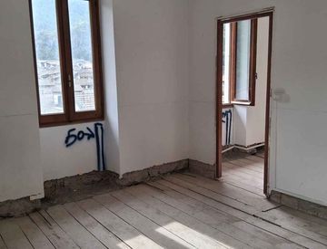 Stanza - Attico, mansarda in Vendita in Via Nuova a Isolabona