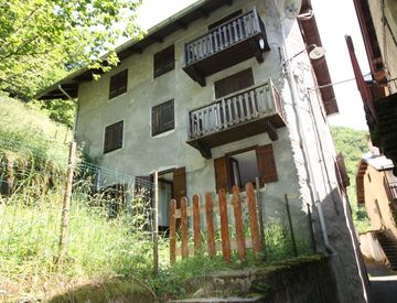 Foto 1 di 23 - Casa indipendente in Vendita in Frazione ca' del meina a Fobello