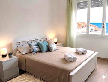 Camera da letto - Quadrilocale in Affitto in Via Ivanoe Amoretti 10 a Imperia