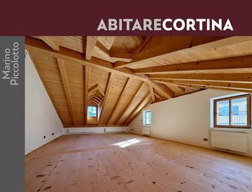 Foto 1 di 20 - Attico, mansarda in Vendita in Via dei Tintori a San Candido