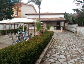 Facciata - Villa in Vendita in ss statale montelepre a Montelepre