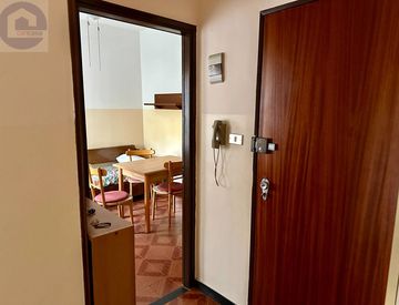 Sala - Bilocale in Vendita in Via Aurelia Levante 65 a Santo Stefano al Mare
