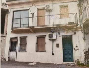Foto 1 di 3 - Quadrilocale in Vendita in Via Giuseppe Mazzini 1 a Asigliano Vercellese