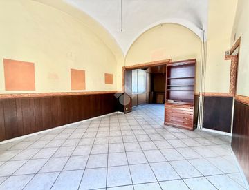 Foto 1 di 23 - Capannone in Vendita in Via Martinetto 12 a Torino