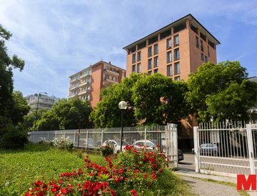 Facciata - Quadrilocale in Vendita in Stilicone 25 a Milano