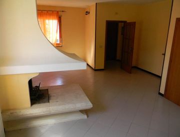 Camera da letto - Casa indipendente in Vendita in zona Centro a Castiglion Fiorentino