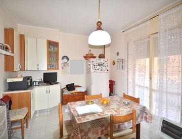 Quadrilocale in Vendita in Via Pescara a Vibo Valentia - 144mq - Casa.it