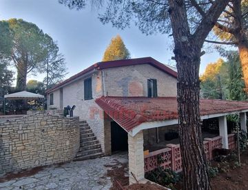 Facciata - Villa in Vendita in Contrada Abbondanza a Andria