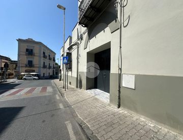 Foto 1 di 28 - Trilocale in Affitto in Corso Umberto I a Monte di Procida