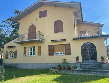 Villa in Vendita in Localit Sargiano a Arezzo 260mq Casa.it