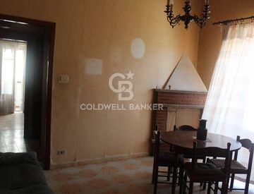 Soggiorno - Trilocale in Vendita in Via Nazario Sauro 31 a Modica