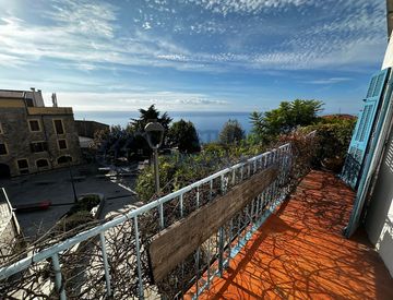 Foto 1 di 11 - Casa bifamiliare, trifamiliare in Vendita in Via della repubblica a Costarainera